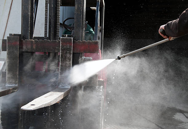 Why Choose Our Certified Pressure Washing Experts for Your Project Needs in Bret Harte, CA?